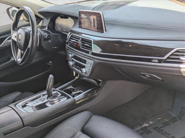 Used 2020 BMW 745e xDrive image 20