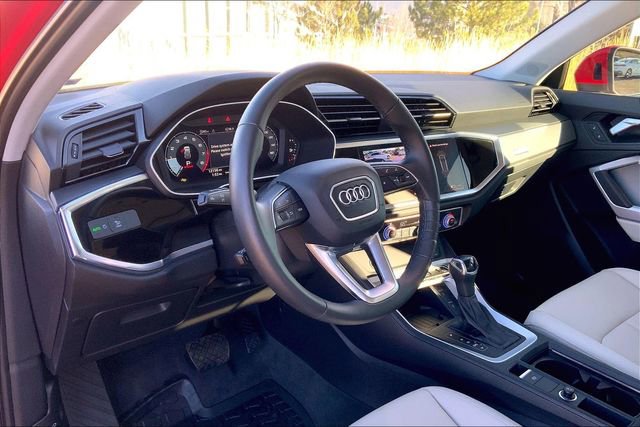 Certified 2024 Audi Q3 2.0T Premium image 14