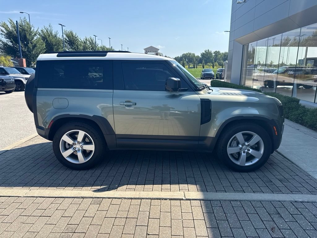 Used 2021 Land Rover Defender 90 First Edition AWD/4WD image 4