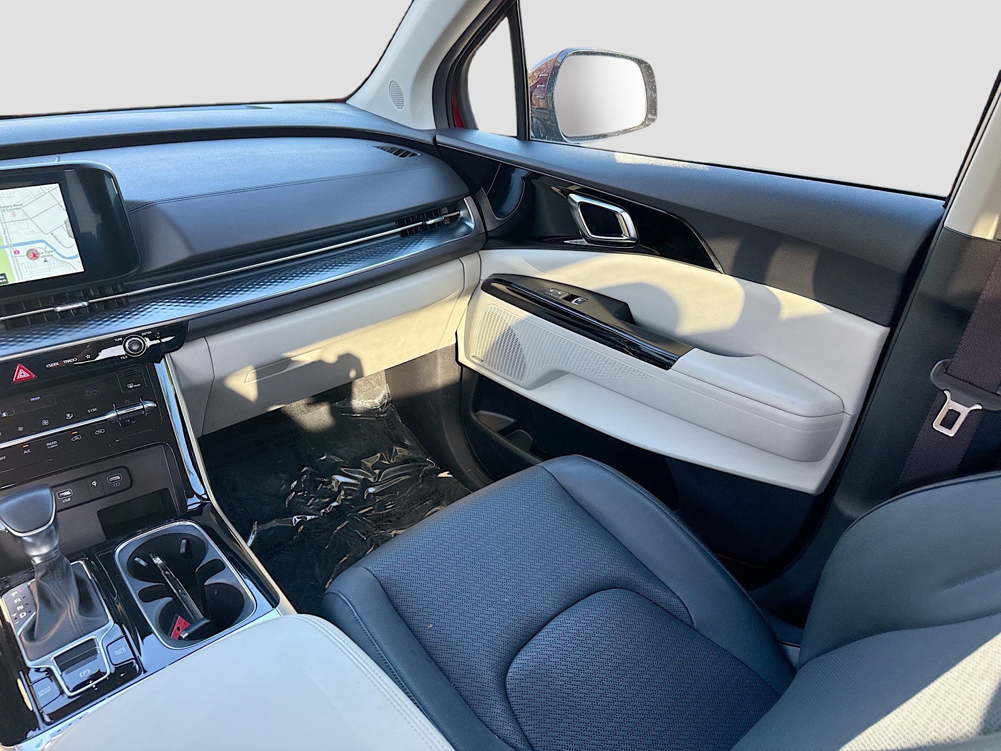 Used 2024 Kia Carnival SX Prestige image 21