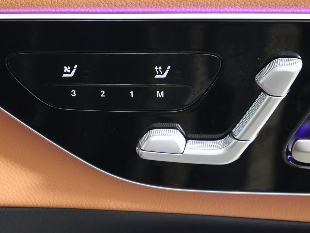 Used 2023 Mercedes-Benz GLC 300 4MATIC image 37