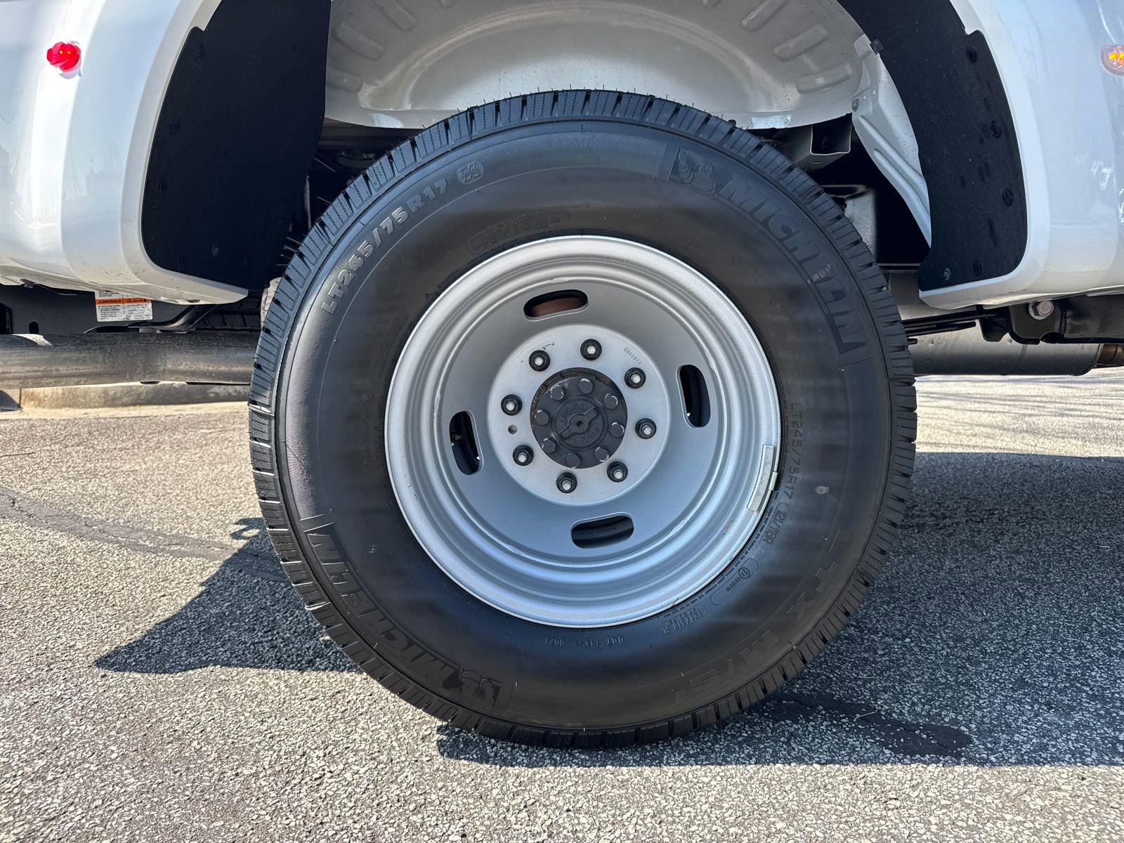 New 2026 Ford F350 XL w/ XL Chrome Package image 17