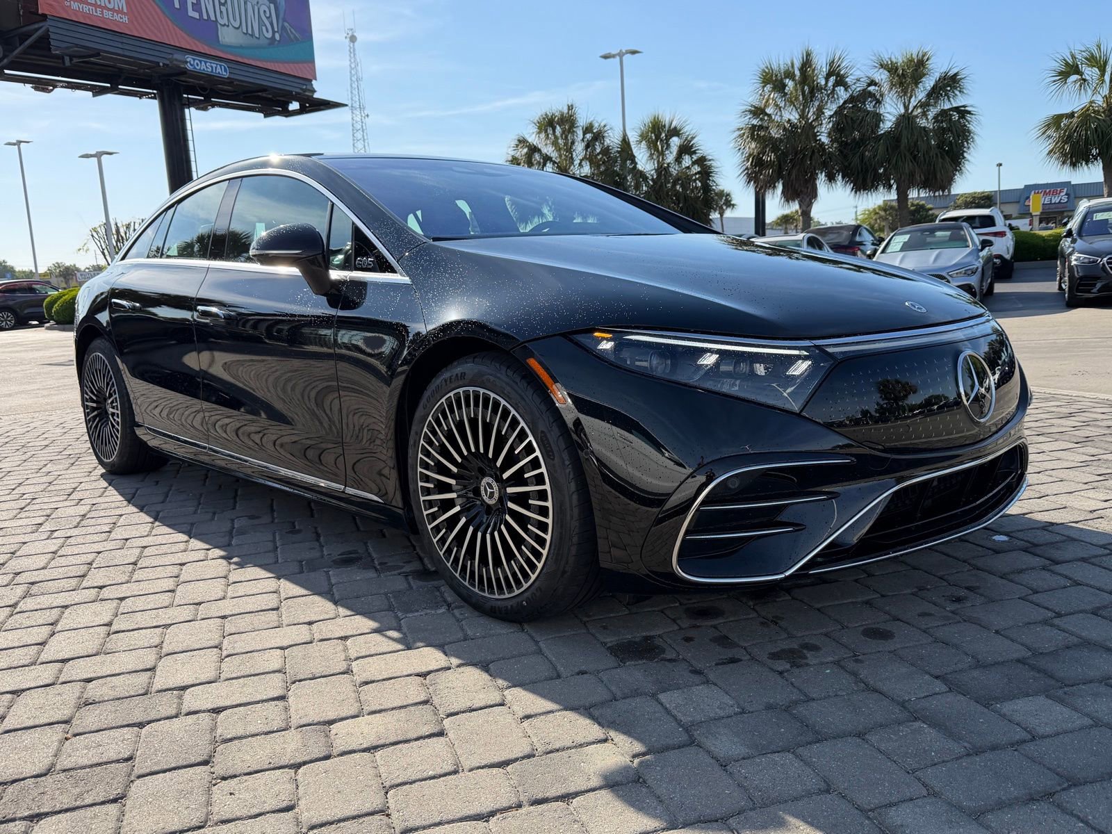 Certified 2023 Mercedes-Benz EQS 580 4MATIC Sedan image 7