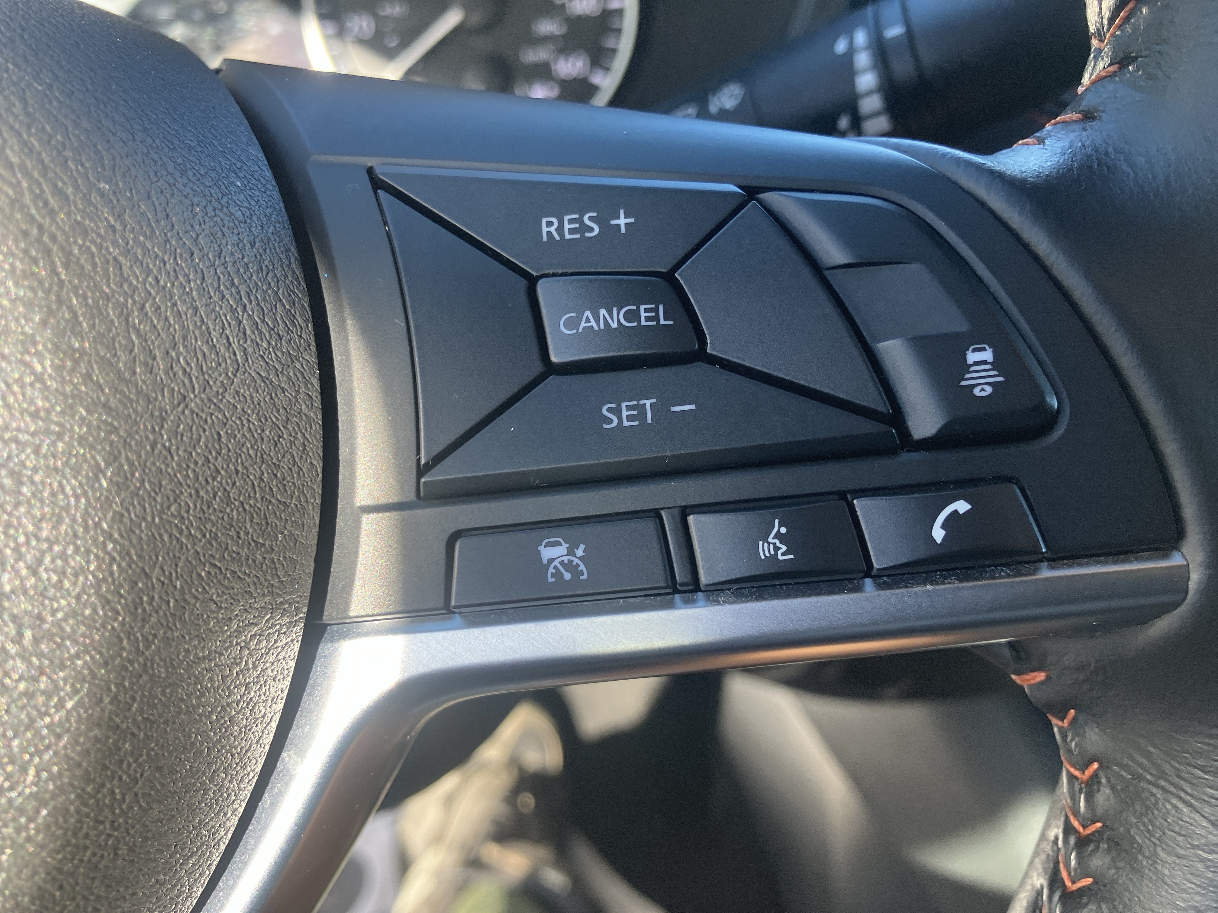 Used 2024 Nissan Sentra SR FWD image 22