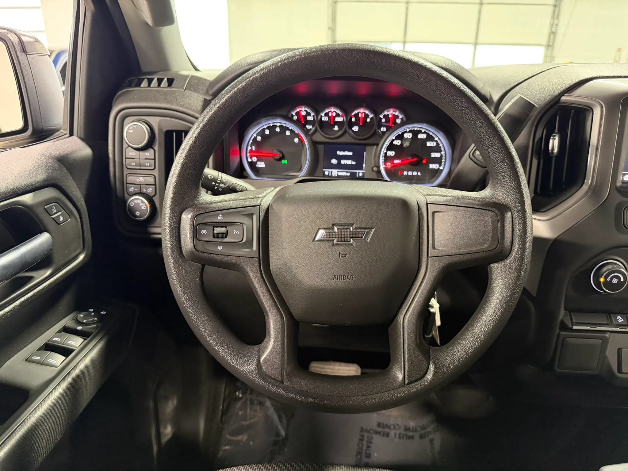 Used 2021 Chevrolet Silverado 1500 Custom Trail Boss AWD/4WD image 9