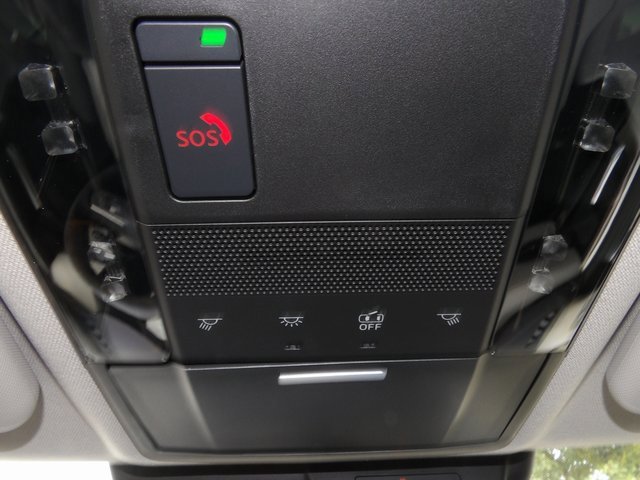 New 2025 Mitsubishi Outlander SE image 27