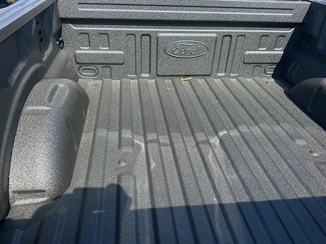 New 2025 Ford F150 Lariat w/ Equipment Group 501A Mid image 9