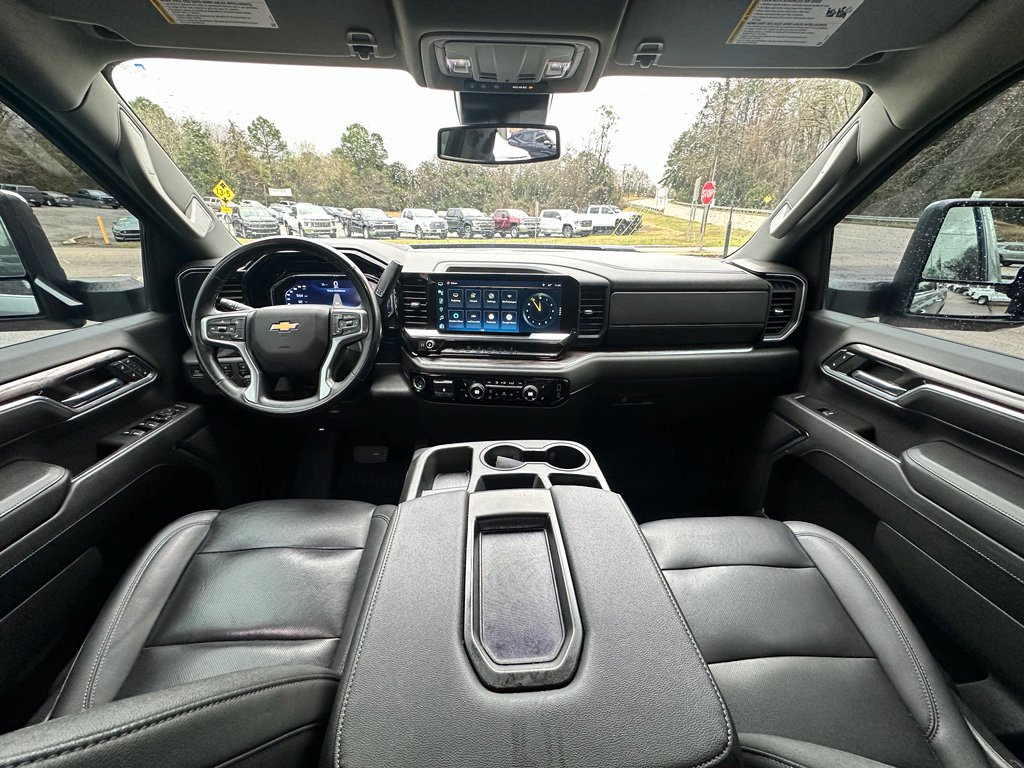 Used 2024 Chevrolet Silverado 2500 LTZ image 20