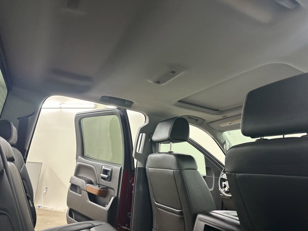Used 2018 Chevrolet Silverado 1500 High Country image 22