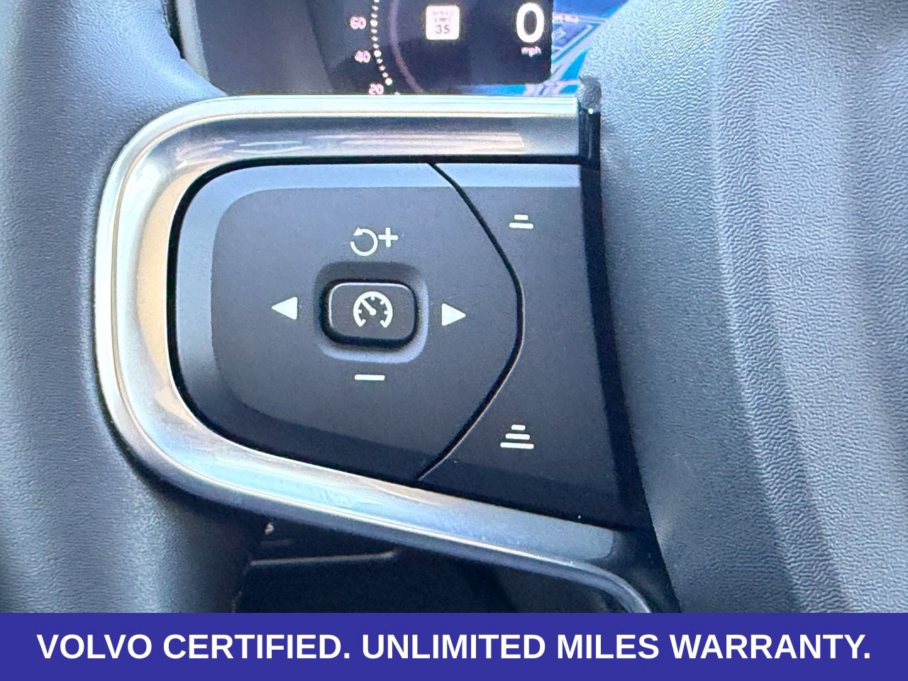 Certified 2024 Volvo XC40 B5 Core w/ Protection Package Premier AWD/4WD image 21