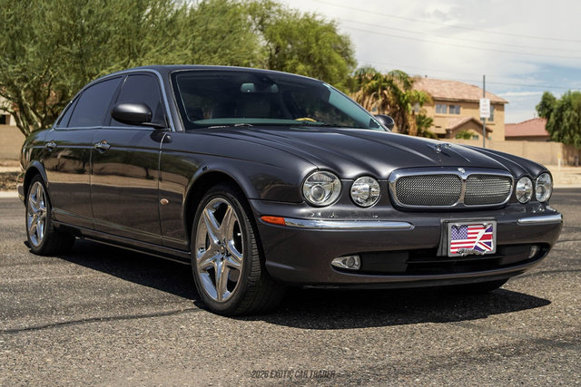 Used 2006 Jaguar XJ8 RWD image 12
