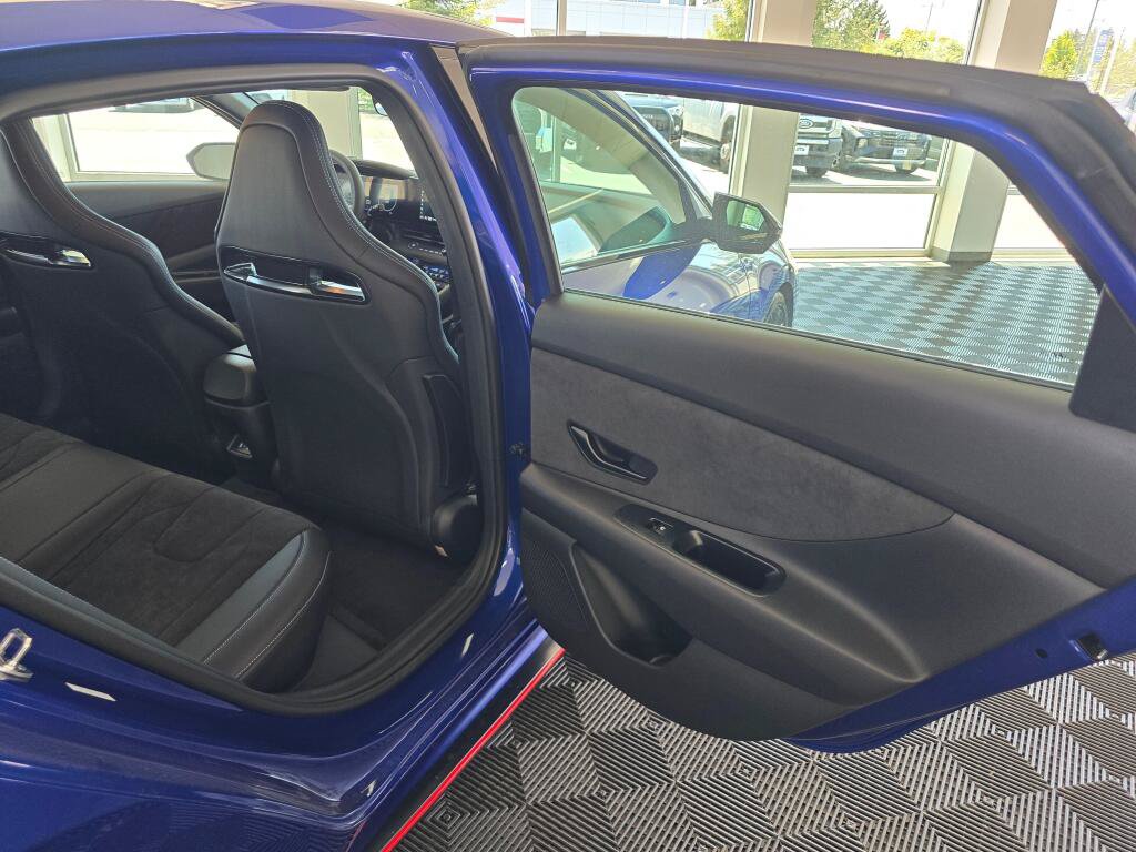New 2026 Hyundai Elantra N w/ Cargo Package FWD image 38