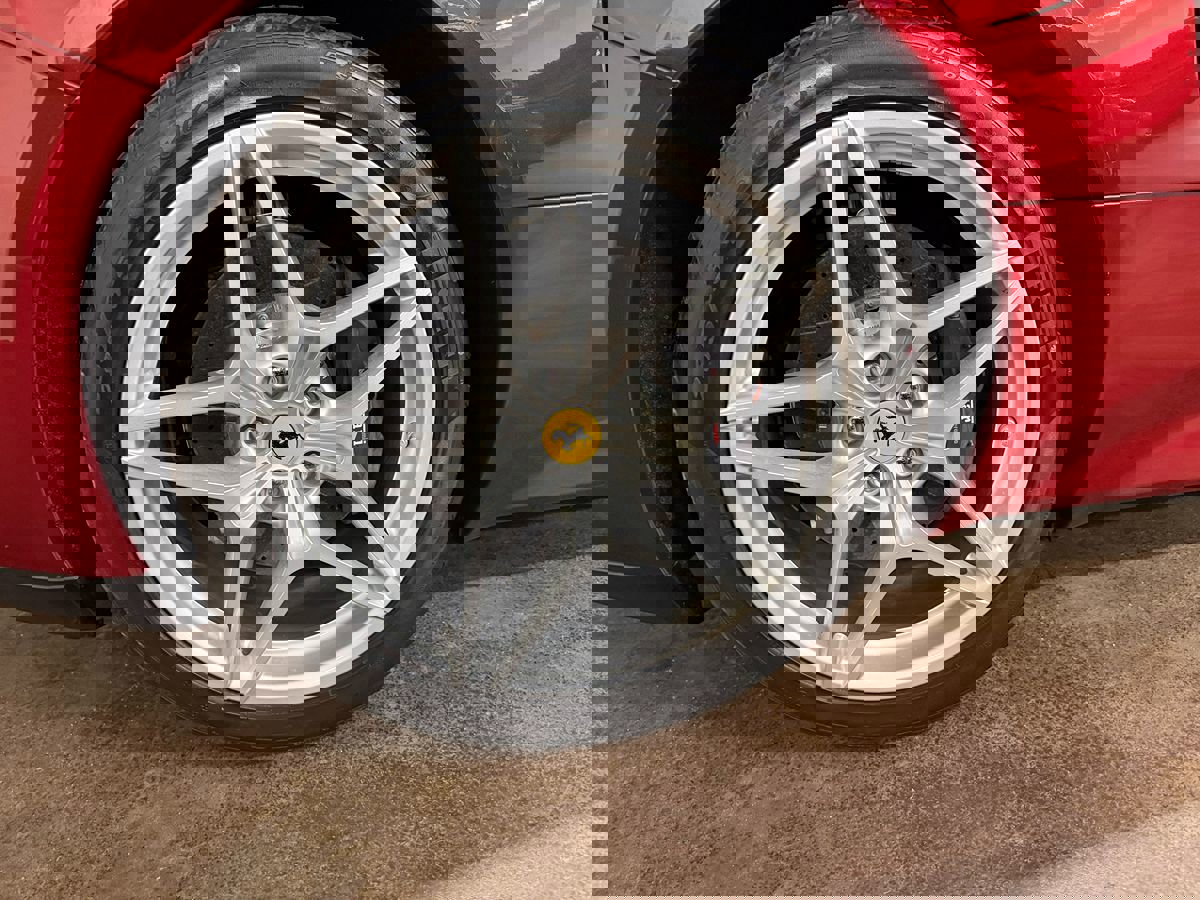 Used 2017 Ferrari California T image 24