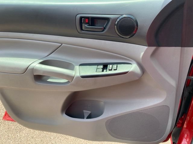 Used 2015 Toyota Tacoma 2WD Access Cab image 16