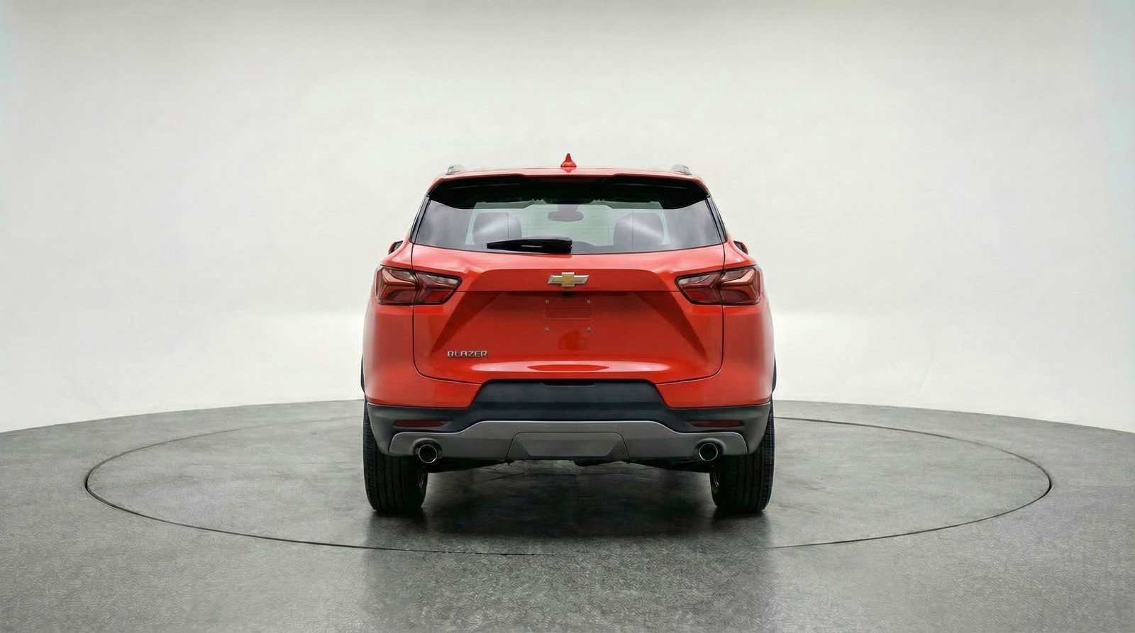 Used 2025 Chevrolet Blazer LT FWD image 7