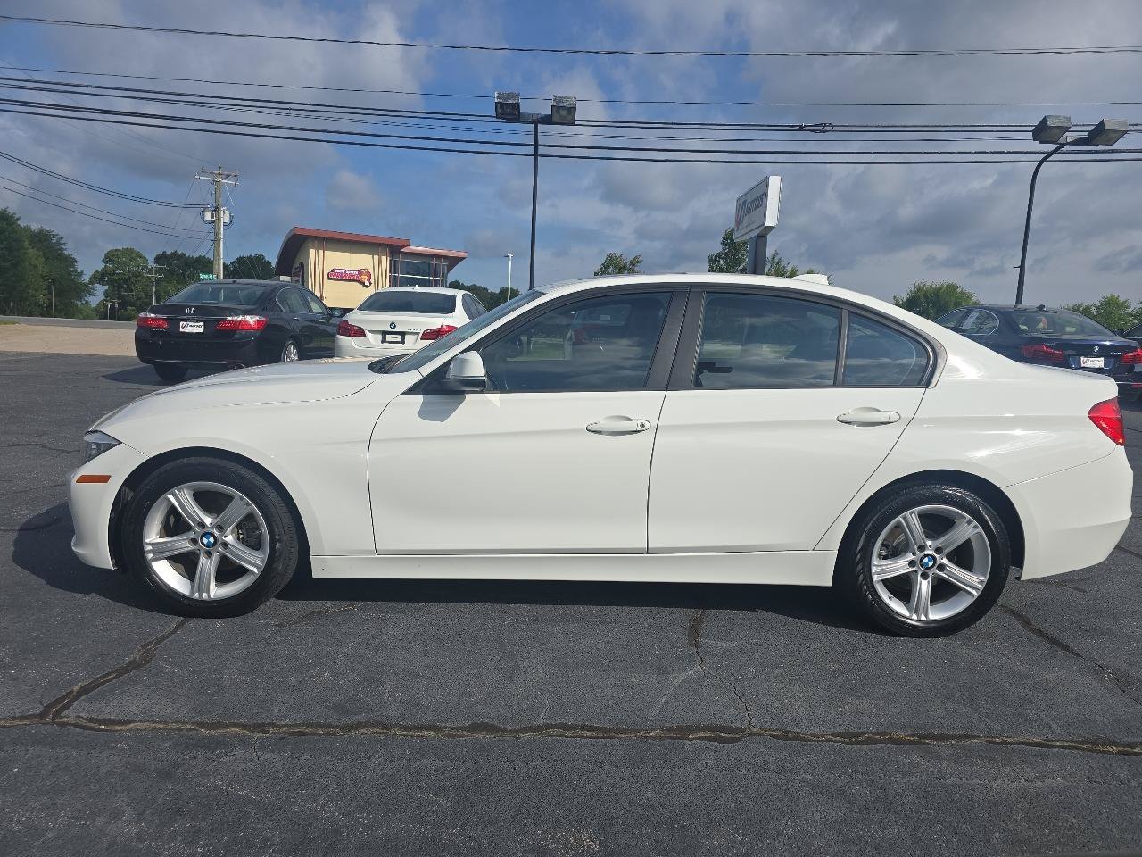Used 2014 BMW 328i Sedan RWD image 9