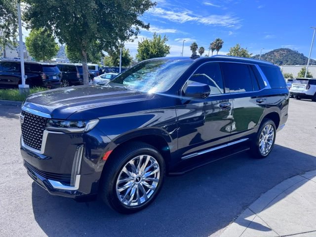 Certified 2024 Cadillac Escalade Premium Luxury AWD/4WD image 3