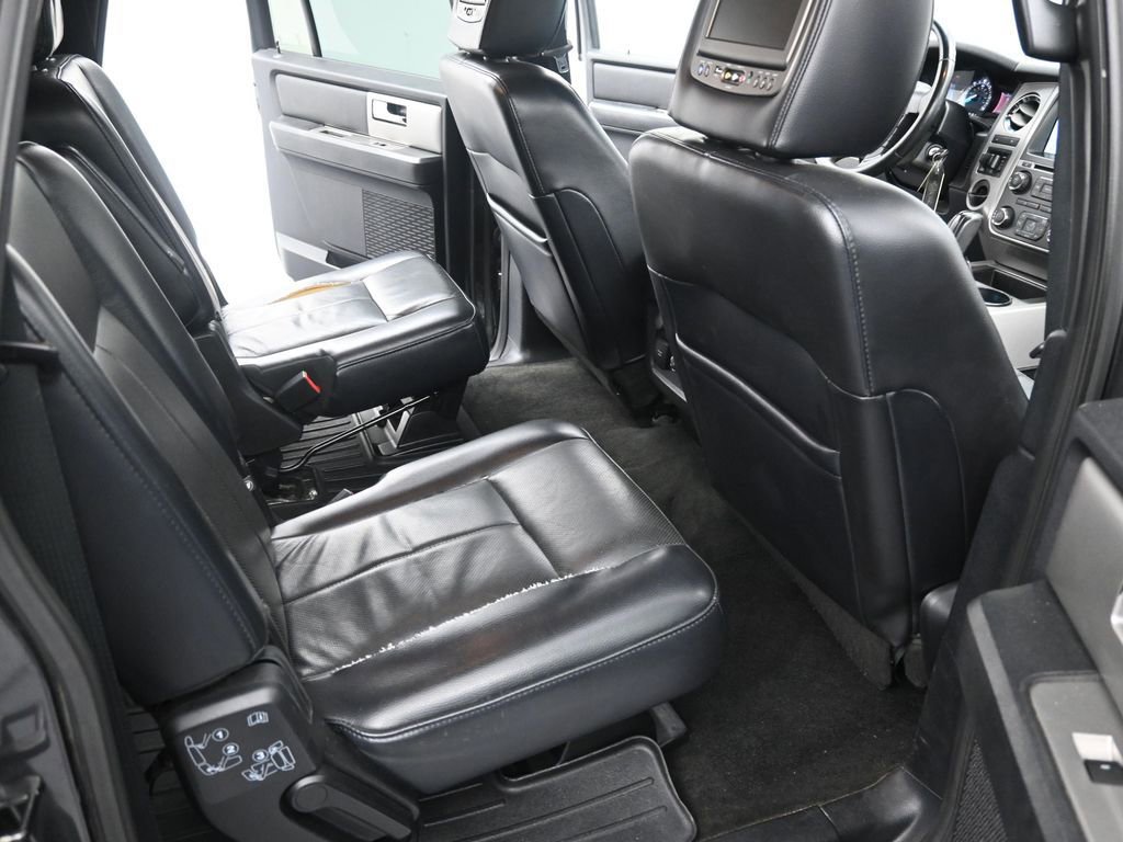 Used 2017 Ford Expedition EL XLT w/ Equipment Group 202A image 29