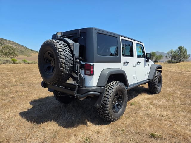 Used 2017 Jeep Wrangler Unlimited Rubicon w/ Connectivity Group AWD/4WD image 7