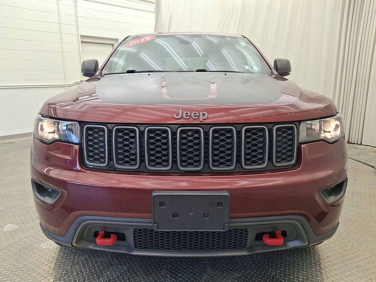 Used 2019 Jeep Grand Cherokee Trailhawk AWD/4WD image 29