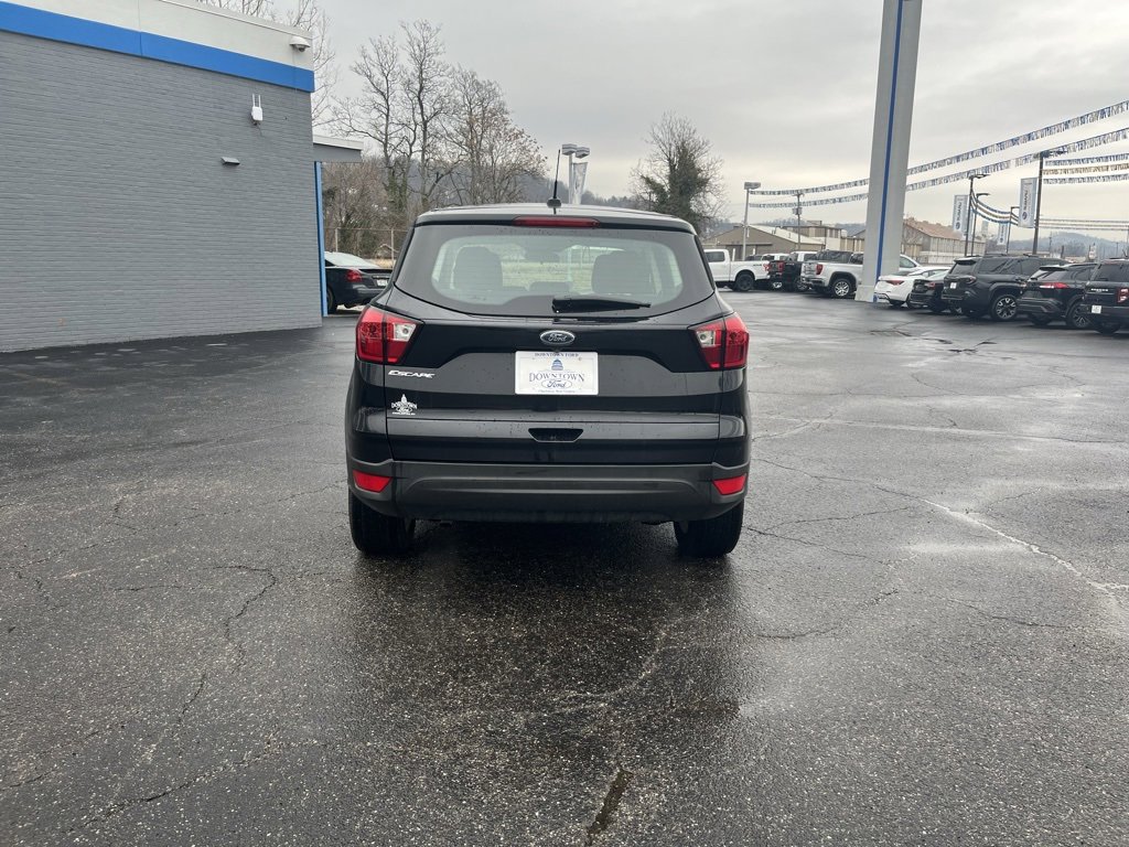 Used 2019 Ford Escape S image 6