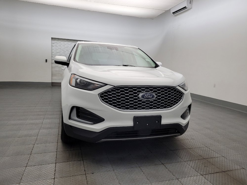 Used 2023 Ford Edge SEL image 14