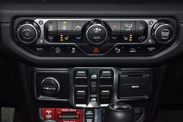 Used 2024 Jeep Wrangler Unlimited Rubicon AWD/4WD image 18