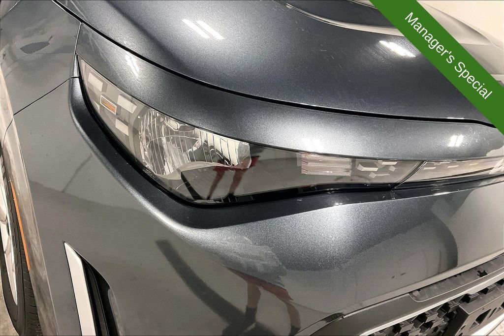 Used 2025 Kia Soul LX w/ LX Technology Package FWD image 35