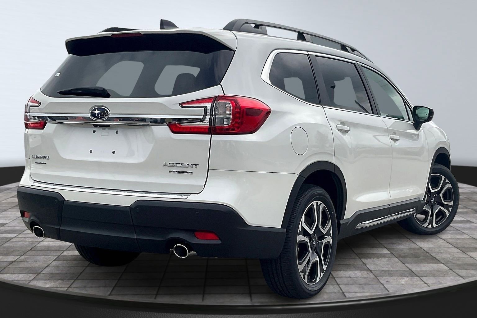 New 2026 Subaru Ascent Limited image 14