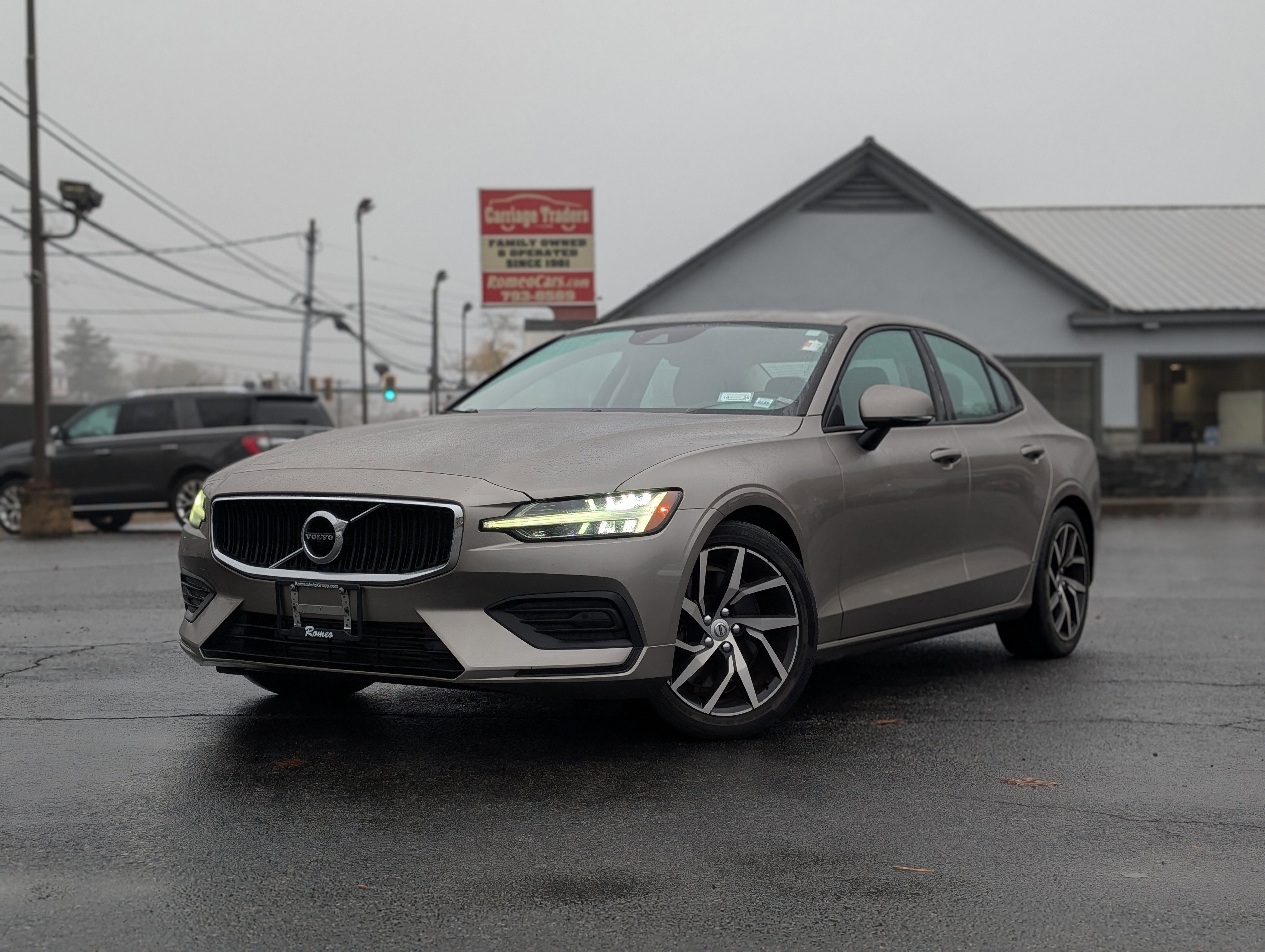 Used 2020 Volvo S60 T6 Momentum