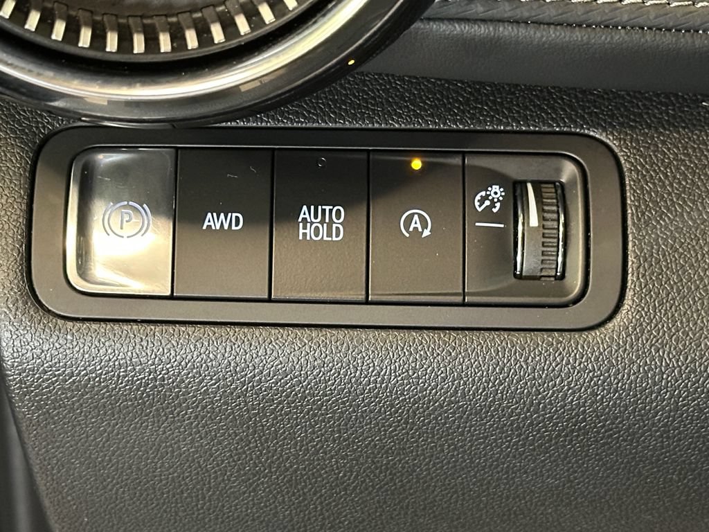 Used 2025 Chevrolet Equinox LT w/ Safety and Technology Package AWD/4WD image 18