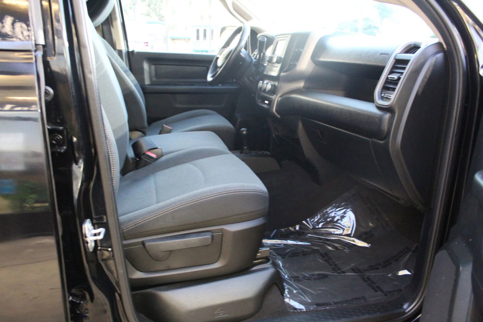 Used 2020 RAM 3500 Tradesman AWD/4WD image 10