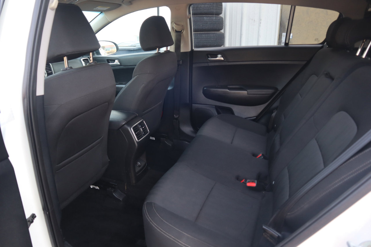 Used 2019 Kia Sportage LX image 39