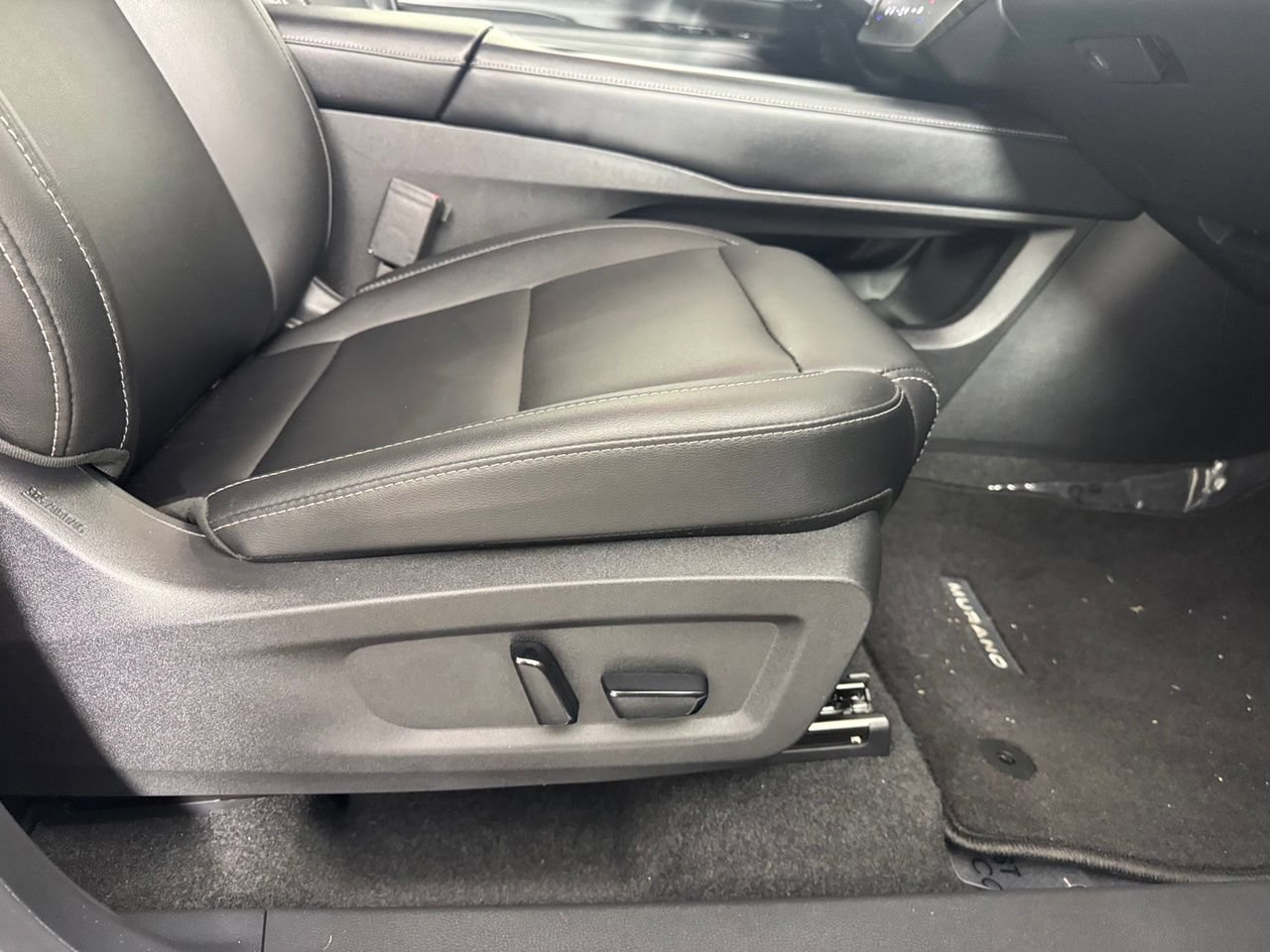 Used 2025 Nissan Murano SL AWD/4WD image 39