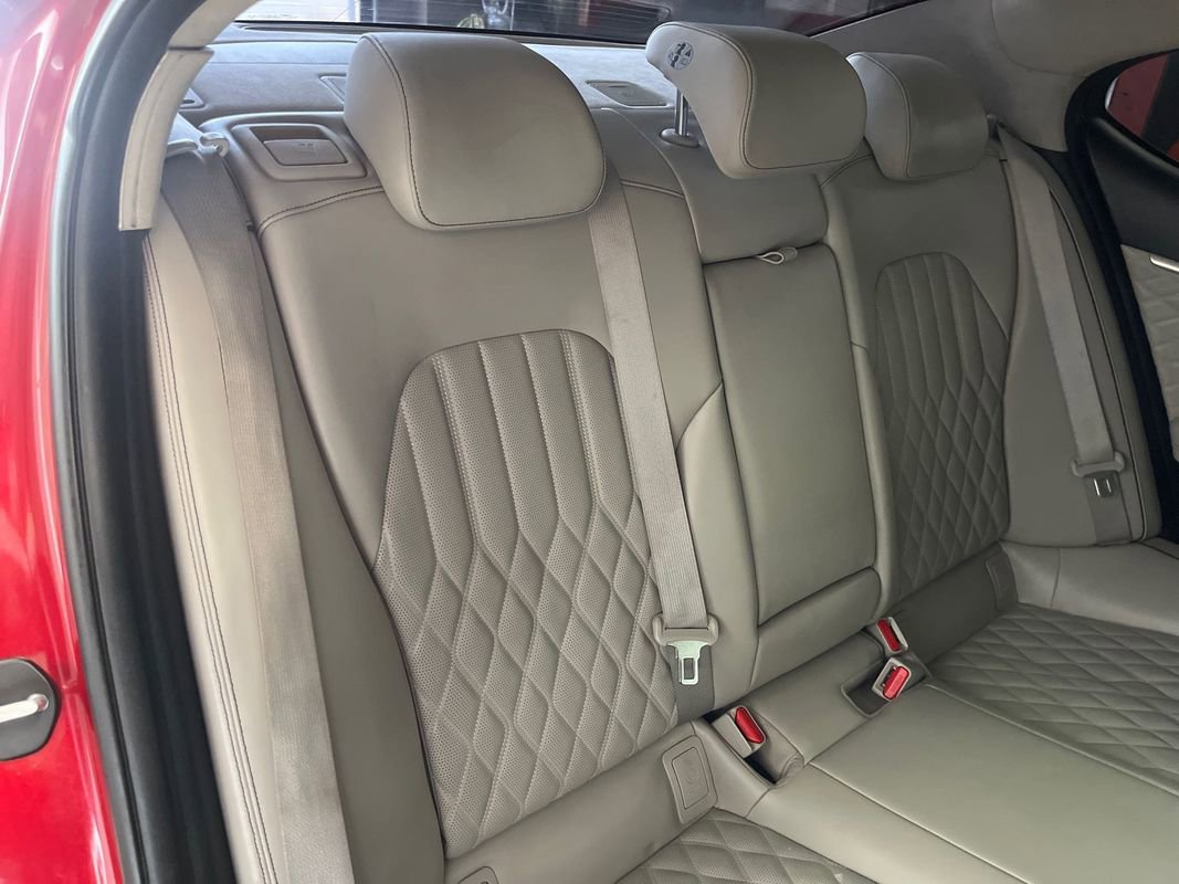 Used 2021 Genesis G70 2.0T w/ Prestige Package image 83