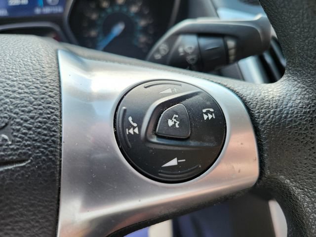 Used 2014 Ford Focus SE FWD image 29