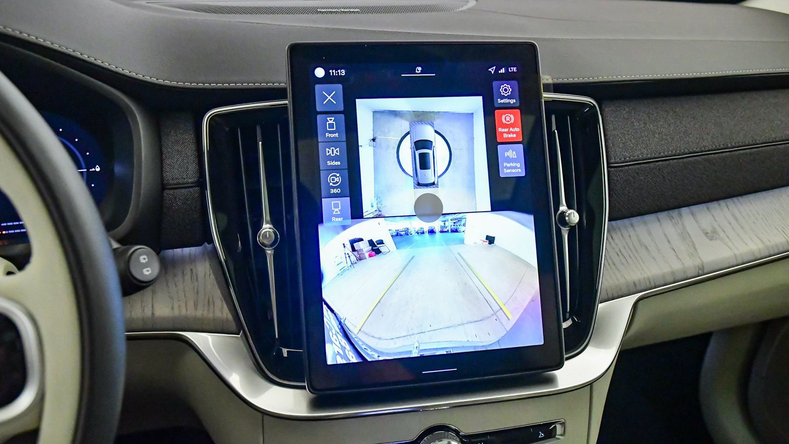 New 2026 Volvo XC90 T8 Ultra w/ Protection Package image 27