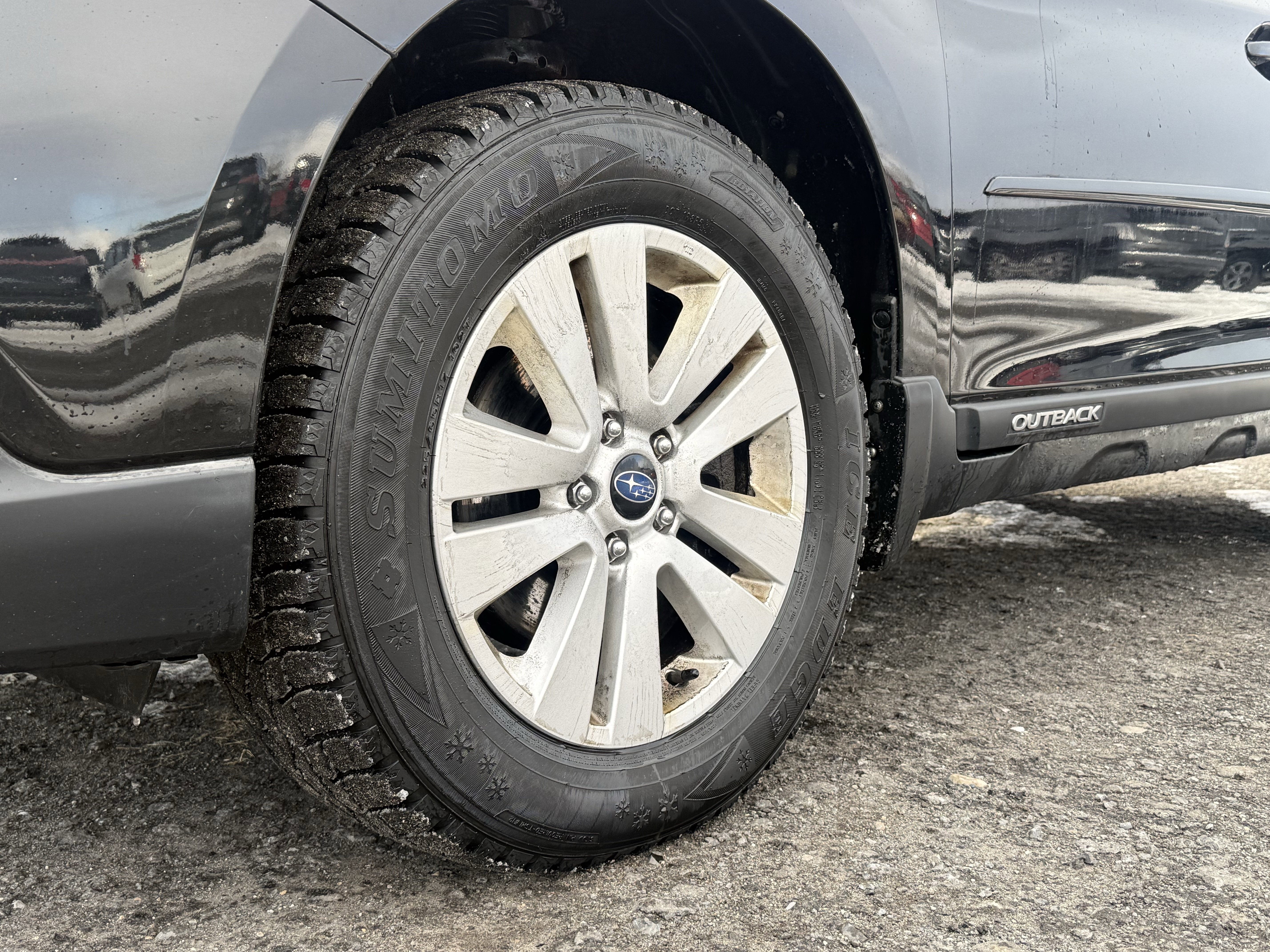 Used 2018 Subaru Outback 2.5i Premium image 10