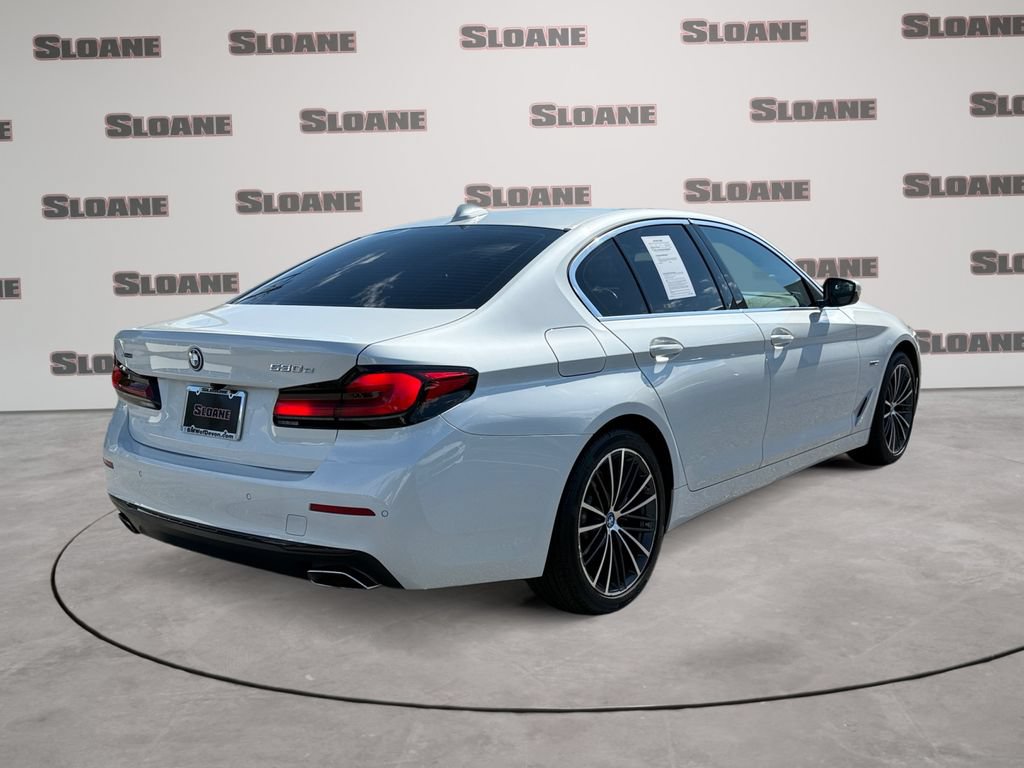 Used 2023 BMW 530e xDrive w/ Premium Package AWD/4WD image 5