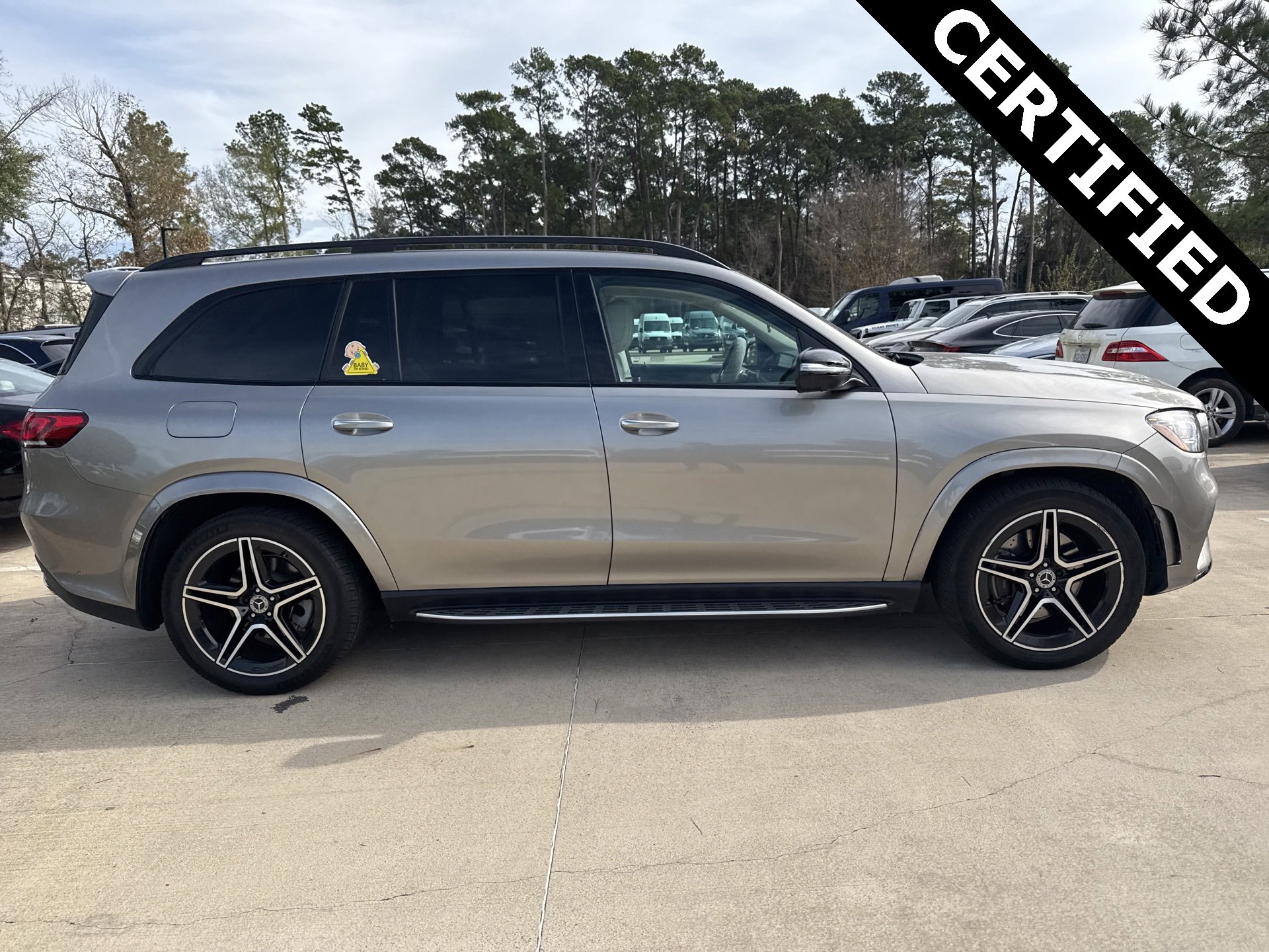 Used 2023 Mercedes-Benz GLS 450 4MATIC image 3