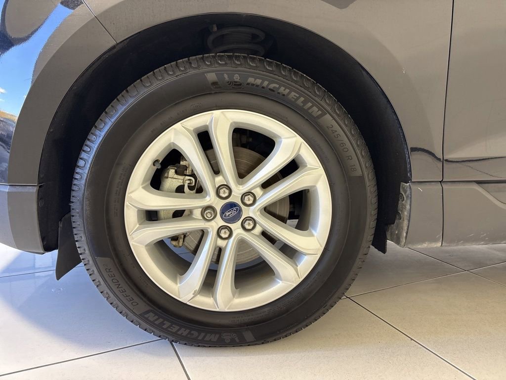 Used 2019 Ford Edge SEL image 9