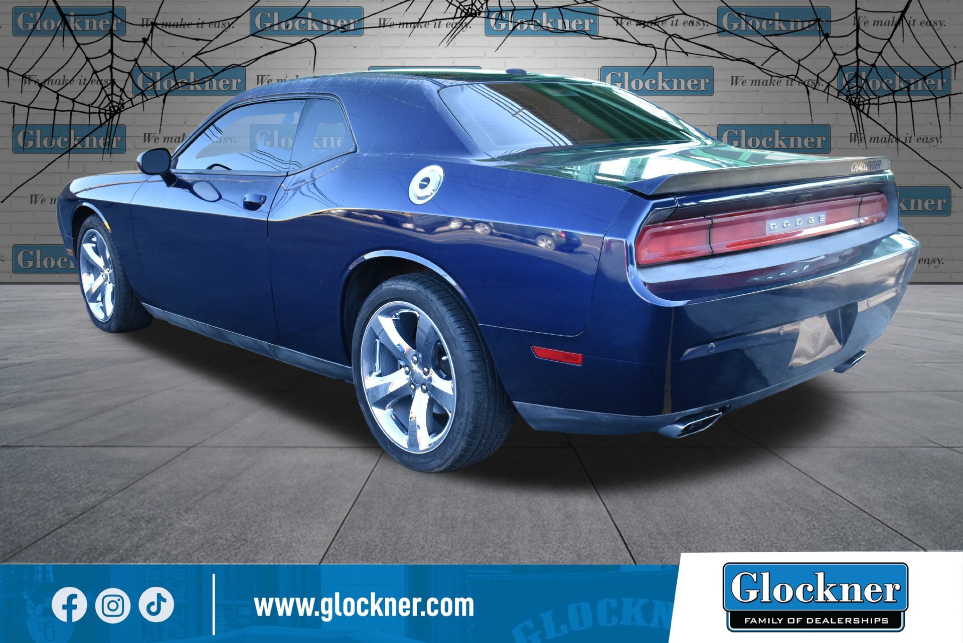 Used 2013 Dodge Challenger SXT Plus RWD image 8