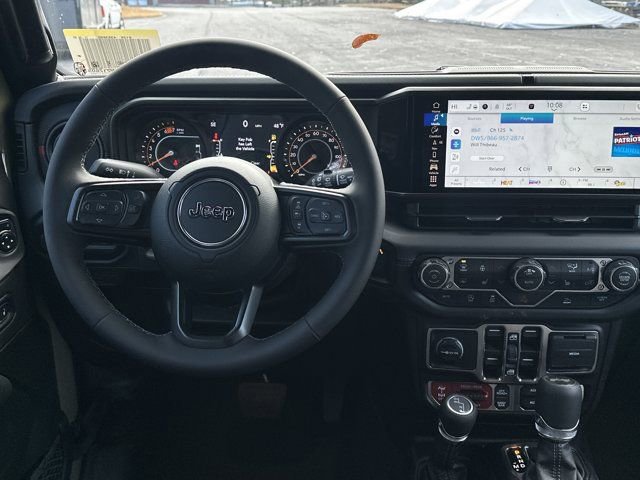 New 2026 Jeep Wrangler Unlimited Rubicon w/ Steel Bumper Group image 24