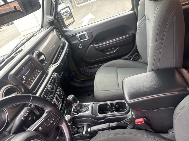 Used 2021 Jeep Wrangler Sport AWD/4WD image 27
