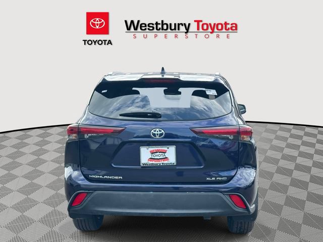Certified 2025 Toyota Highlander XLE AWD/4WD image 9