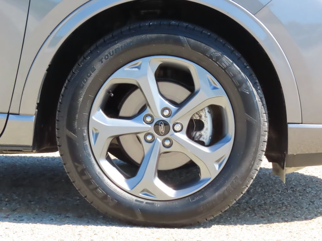Used 2023 Ford Escape ST-Line w/ Tech Pack #1 AWD/4WD image 11