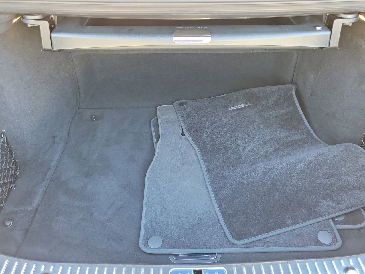 Used 2019 Mercedes-Benz S 560 Sedan image 8