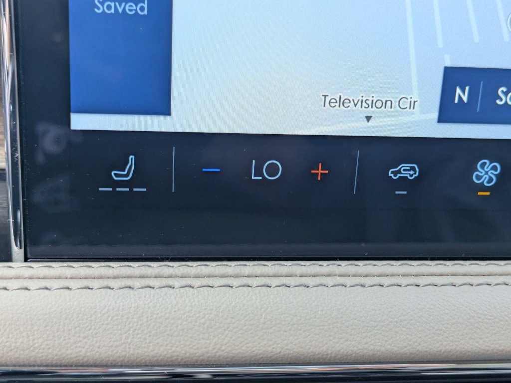 Certified 2025 Lincoln Corsair Grand Touring AWD/4WD image 27
