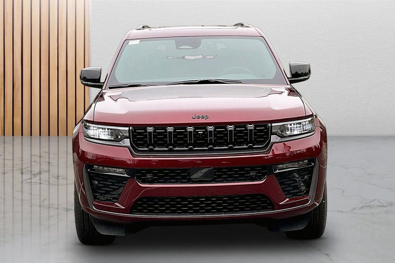 New 2026 Jeep Grand Cherokee L Limited AWD/4WD image 3