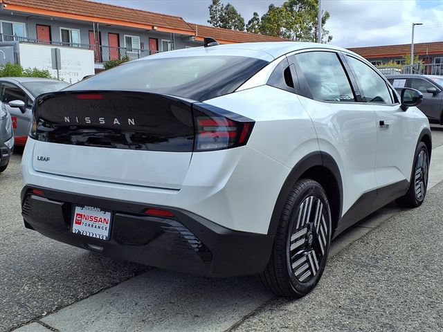 New 2026 Nissan Leaf SV+ w/ Floor Mat Package (SV+) FWD image 8